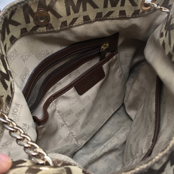 Michael Kors Signature JetSet Chain Tote Handbag 2Way Carry North/South - Picture 10 of 13